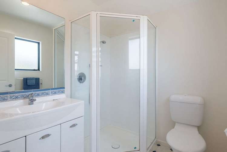 17a Furlong Crescent Churton Park_13