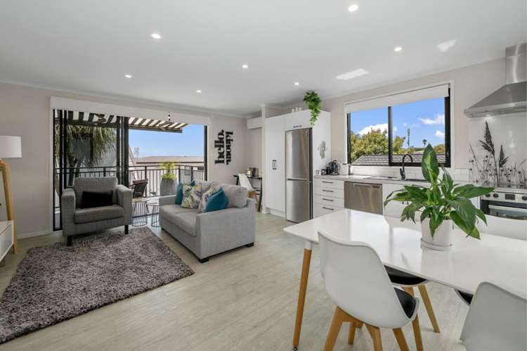 11 Maxine Place Matua_16