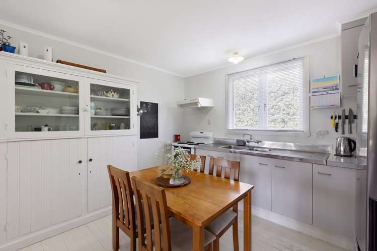 32 Bellevue Road Brookfield_6