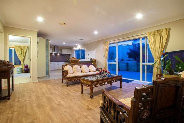 15 Gibbston Crescent Flat Bush_17