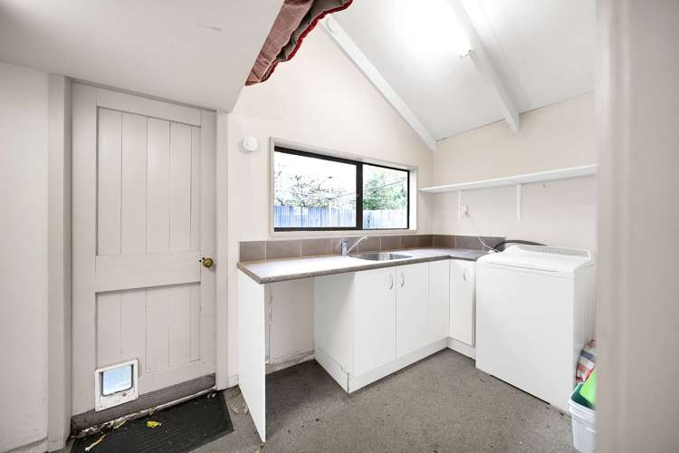 10 Pompolona Street Te Anau_15