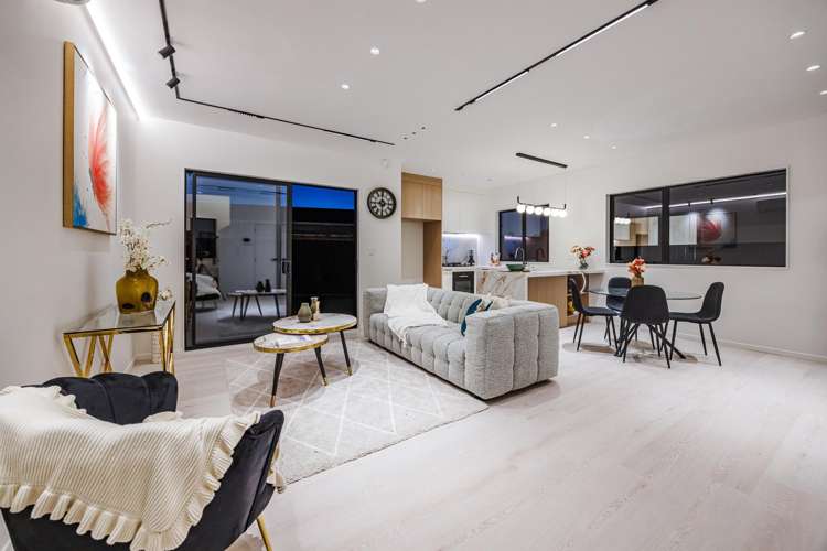 7/4 Bingara Place Favona_11