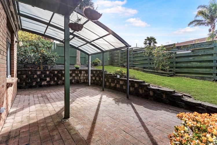 2/6 Eugenia Rise Totara Heights_15