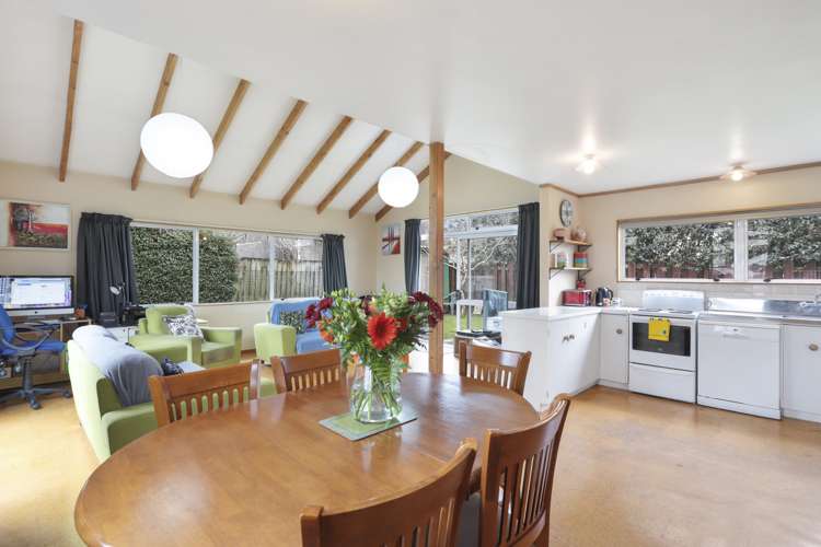 10/25a Beach Road Te Atatu Peninsula_7