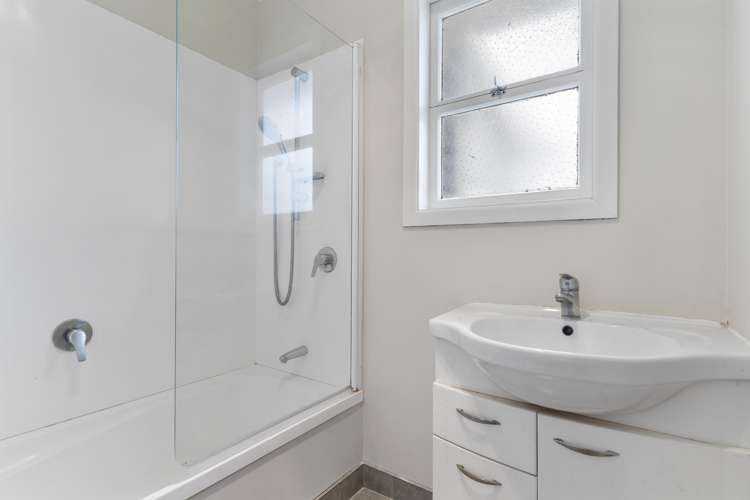 1/15 Onslow Road Papakura_13