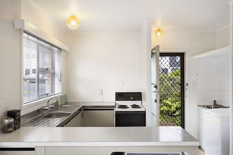 11/12 Ingram Street Papakura_7