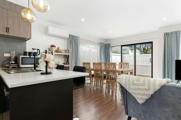 1/143 Portage Road New Lynn_5