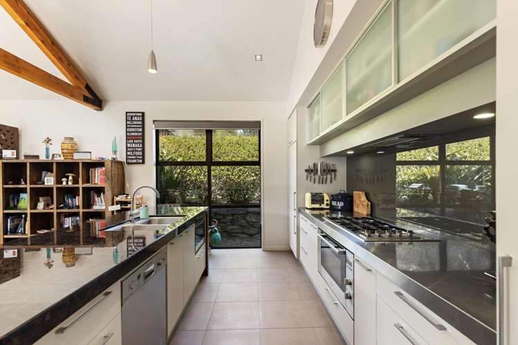 18 Rannoch Drive Jacks Point_11