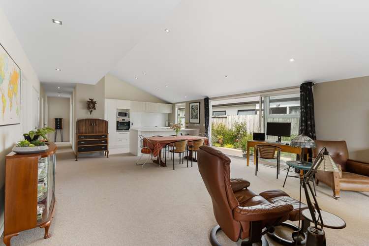 1 Marcus Way Brookfield_4