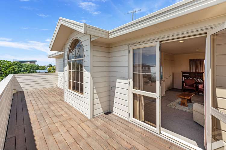 380 Oceanbeach Road Mt Maunganui_12