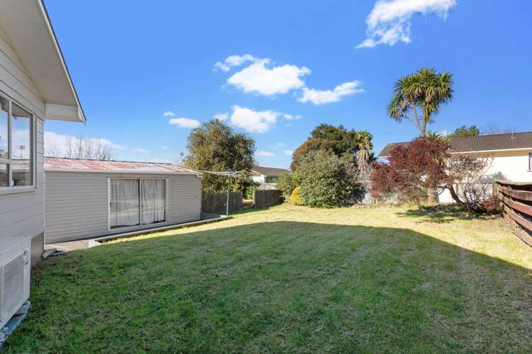 58 Forest Hill Road Henderson_26