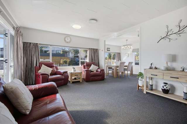 13 Durham Avenue Welbourn_1