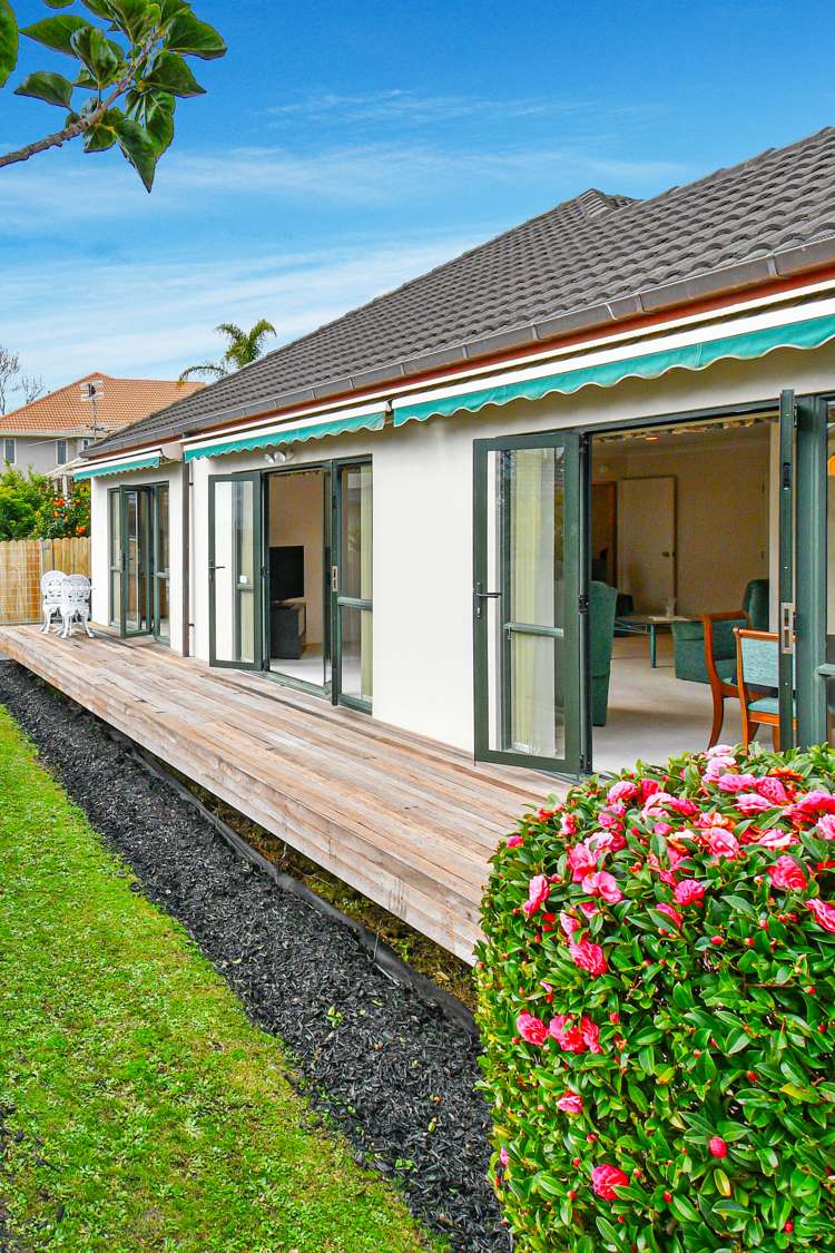 2/5 Ribbonwood Crescent Goodwood Heights_19