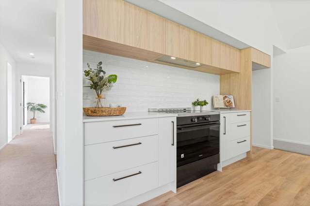 8 Molly Place Southbridge_4