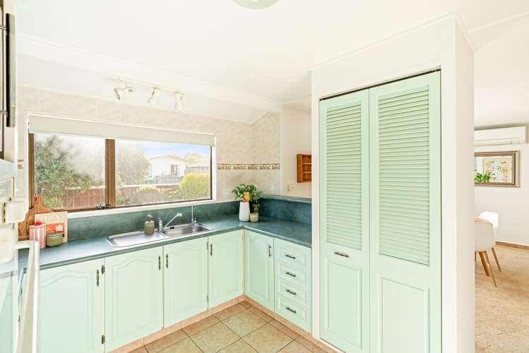 34 Norfolk Crescent Otaki Beach_5