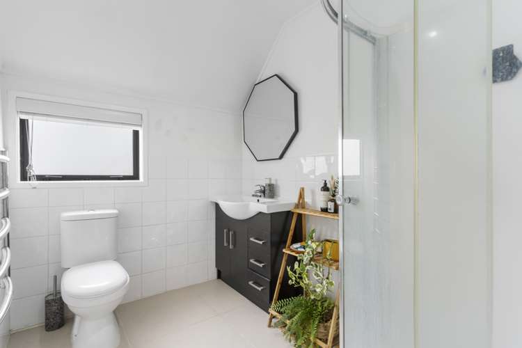 1/81 Abbotts Way Remuera_12