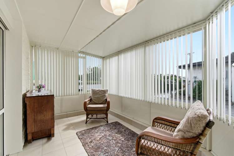 2/335 North Road Waikiwi_6