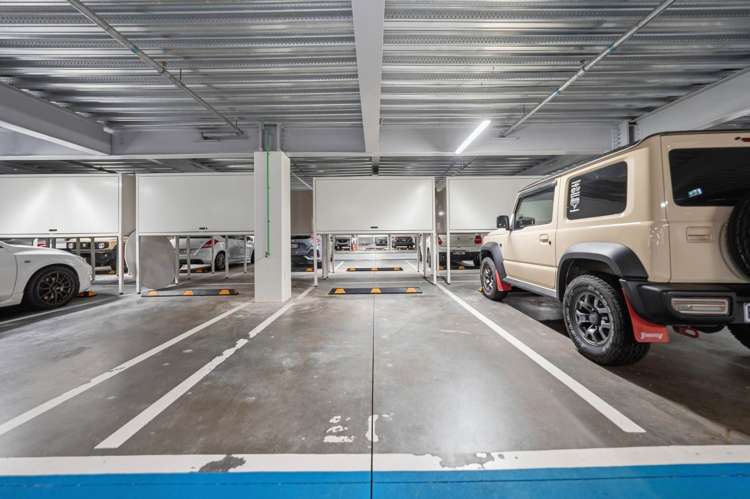 701/223B Green Lane West Epsom_17