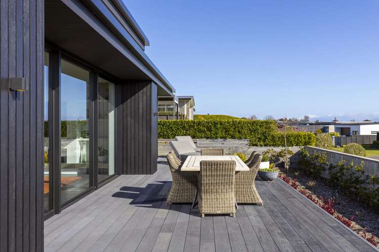 35 Pukenamu Road Rainbow Point_13