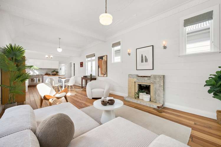 187 Onepu Road Lyall Bay_3