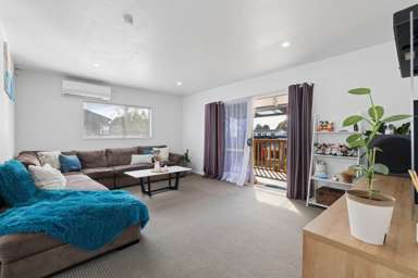 32a Station Road_3