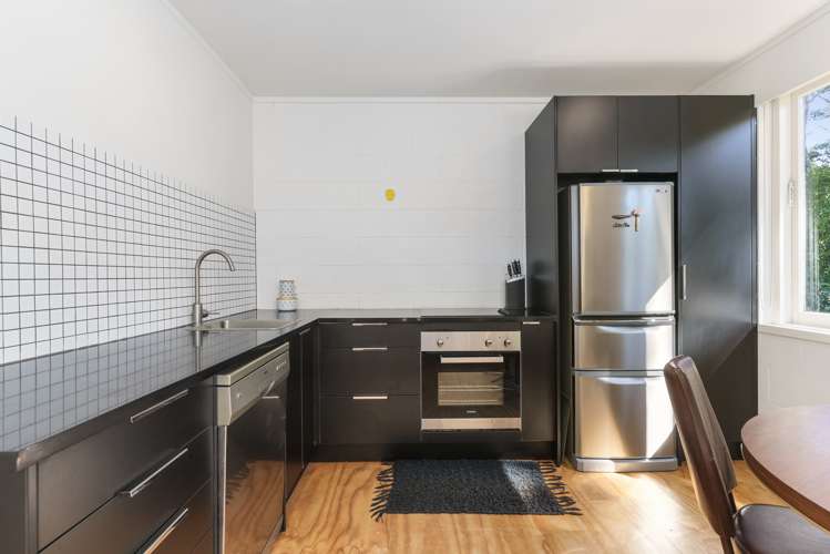 2/14 Glenbush Place Birkenhead_6