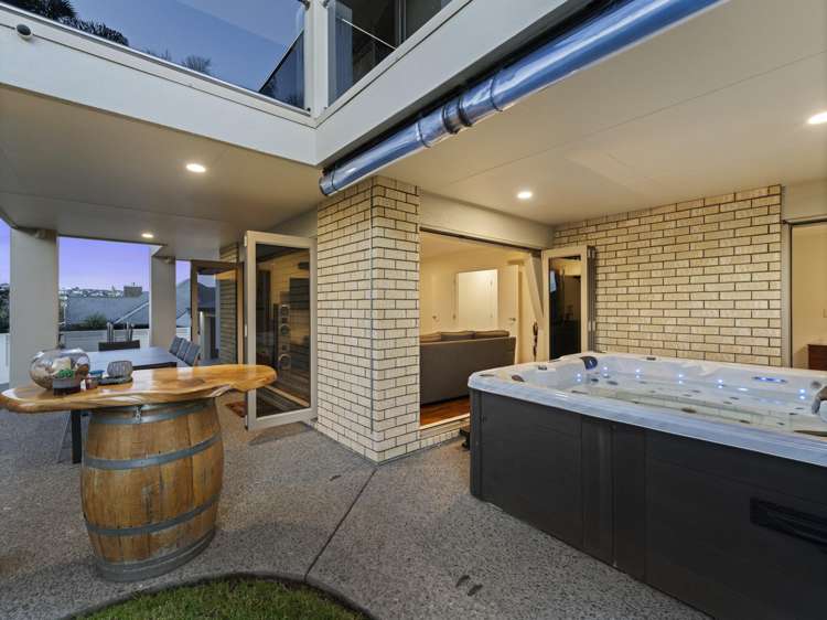 8 Tui Brae Beachlands_27