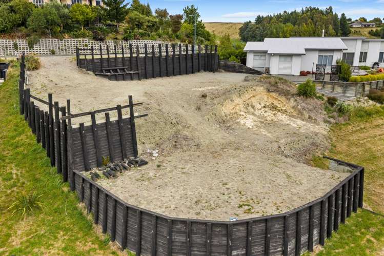 8 Lake View Place Fairhall_25