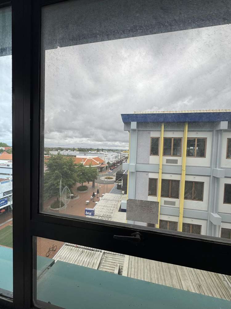 103 Heretaunga Street West (Third Floor) Hastings_2