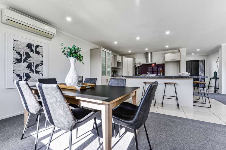 8 Mosslea Court Rototuna North_7