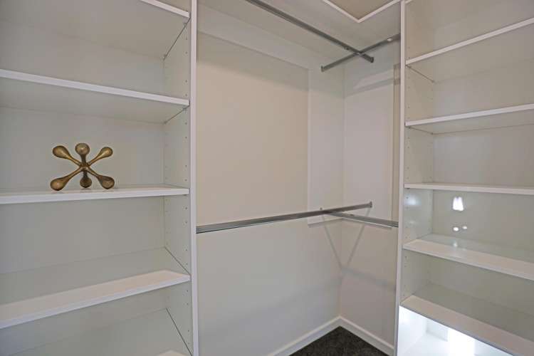 247 Racecourse Road Allenton_19