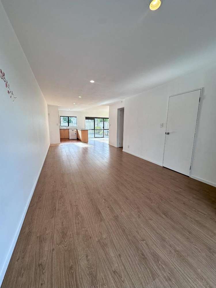 2/18 Yang Place Papakura_2