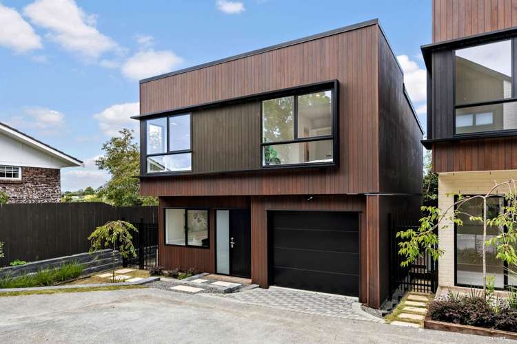 11 Rene Place Sunnyhills_11