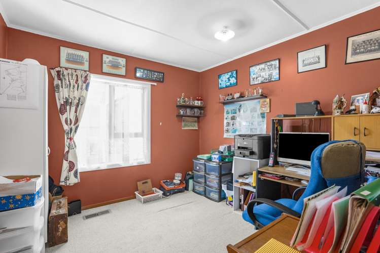 178 Wellington Road Wainuiomata_14
