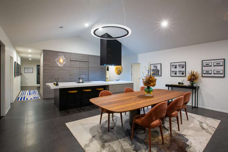 49b Links Drive Waiwhakaiho_23