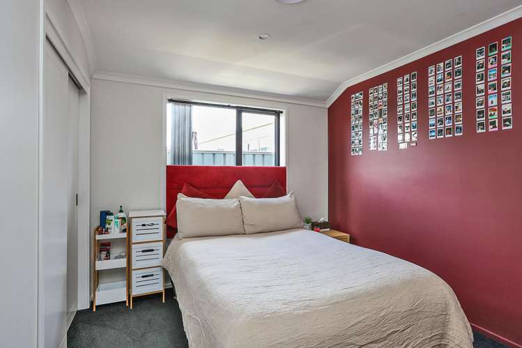 6 Horton Close Frimley_9