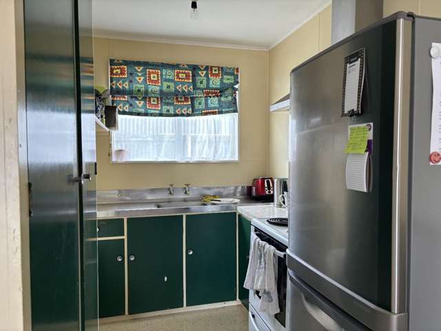1/26 Simons Street Moturoa_2