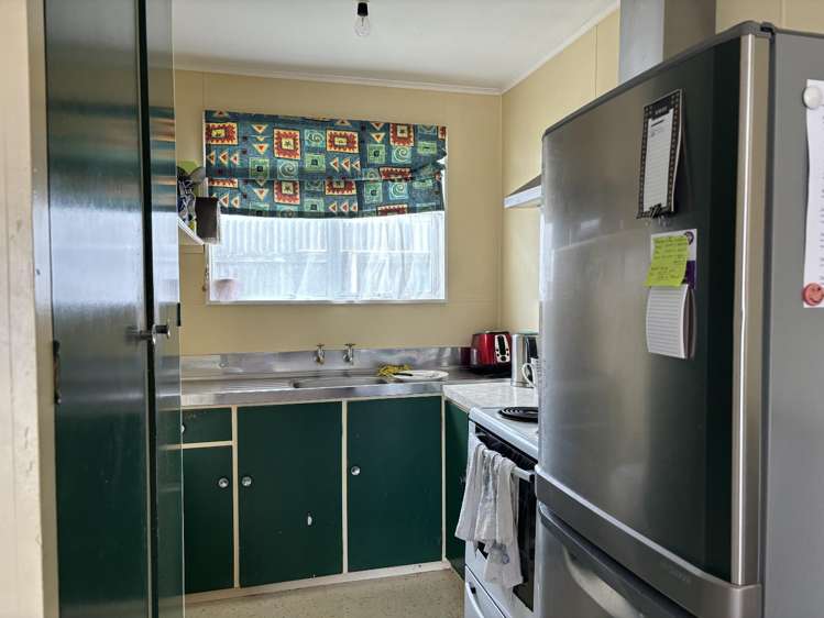 1/26 Simons Street Moturoa_2