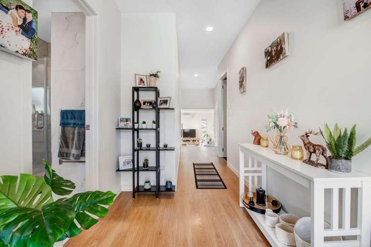 10 Kiwa Crescent Gulf Harbour_13