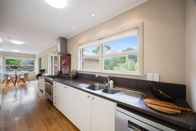 89 Aeroview Drive Beach Haven_6