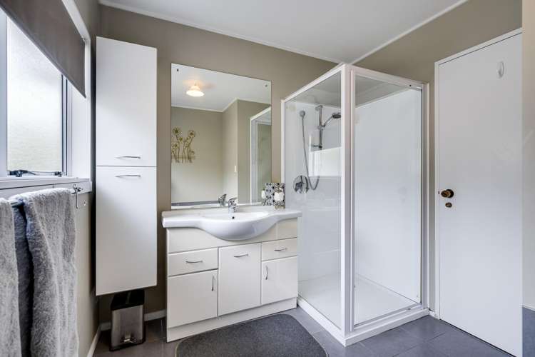 18a Cassino Crescent Onekawa_6