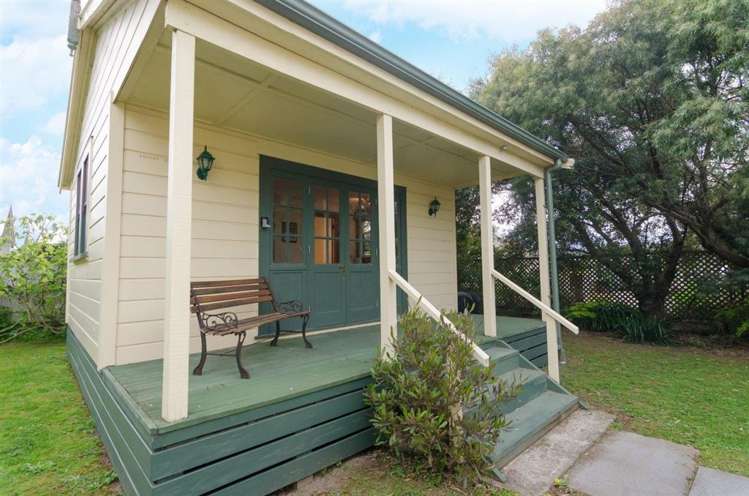 3 Broadway Street Martinborough_13