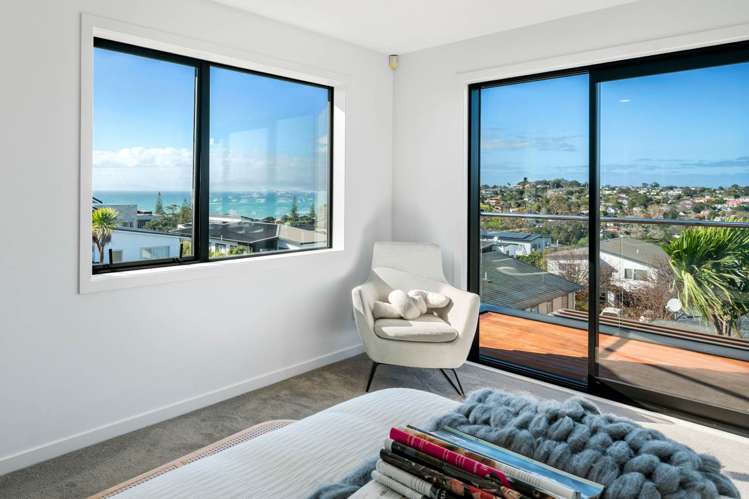 24 Bearing Parade Long Bay_29