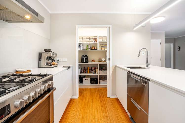 21 Gaya Grove Ngaio_6