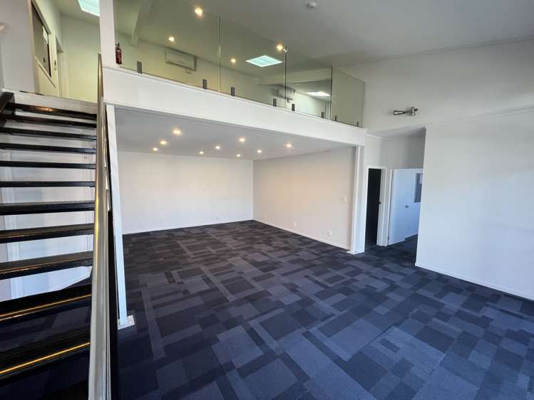 8/1 Jackson Street Petone_1