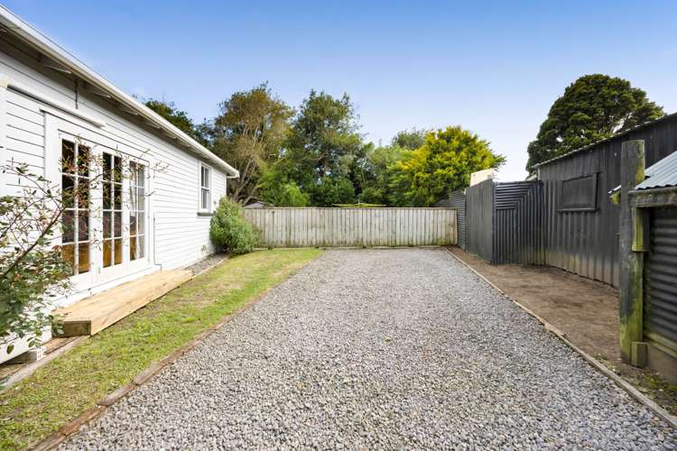 73 Ngatai Street Manaia_24