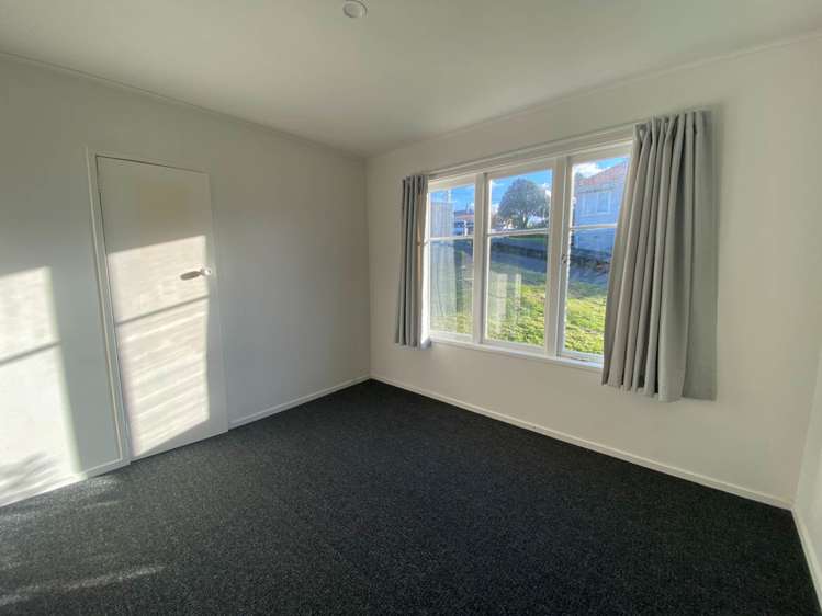 10 Locke Avenue Mt Roskill_5