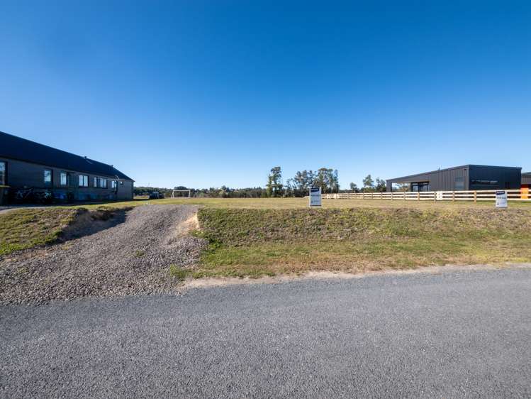 14 Te Ara O Tahataharoa Te Puna_7