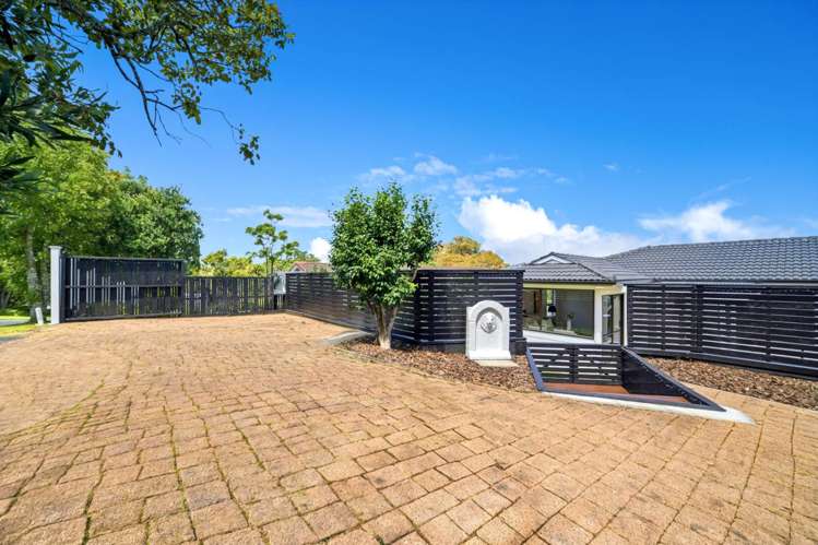 93 Stapleford Crescent Browns Bay_24