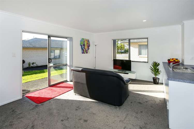 4/271 Queen Street Pukekohe_1